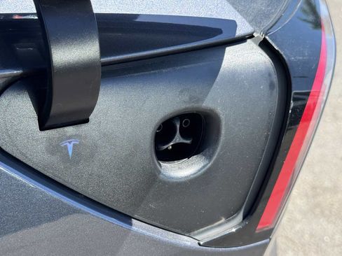 Used 2023 Tesla Model 3 Standard Range RWD image 10
