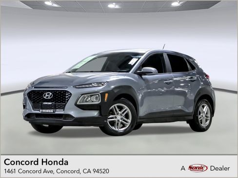 Used 2018 Hyundai Kona SE image 1