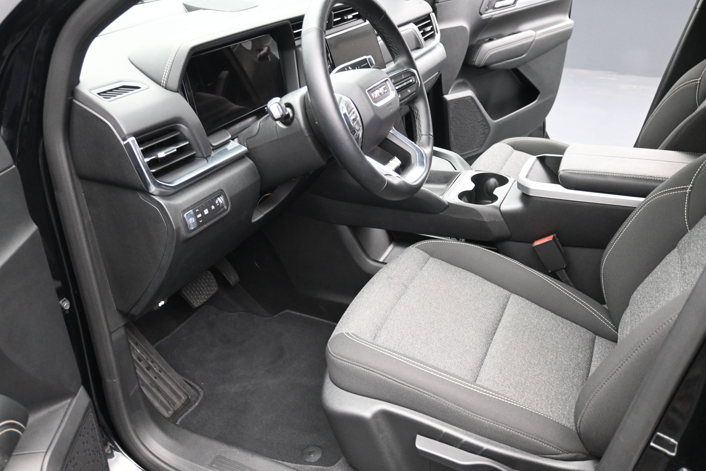 Used 2026 GMC Terrain Elevation FWD image 12