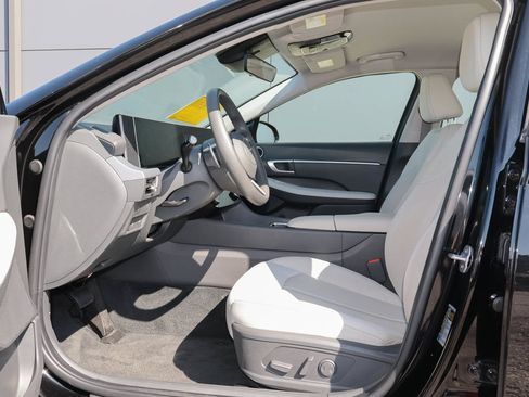 Used 2025 Hyundai Sonata SEL FWD image 7