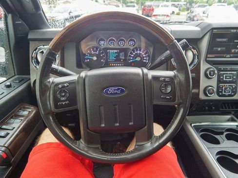 Used 2016 Ford F250 Platinum w/ FX4 Off-Road Package AWD/4WD image 23