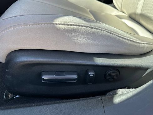 Used 2019 Honda Accord EX image 17
