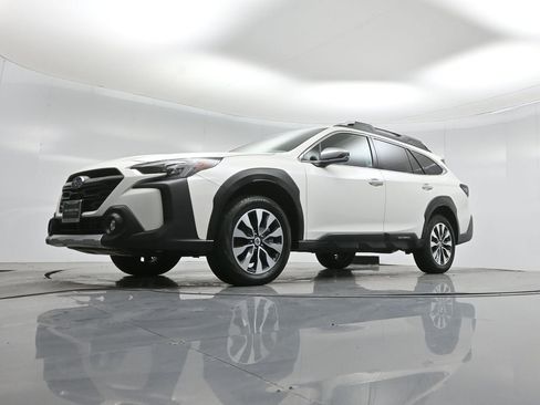 Used 2024 Subaru Outback Touring XT image 45