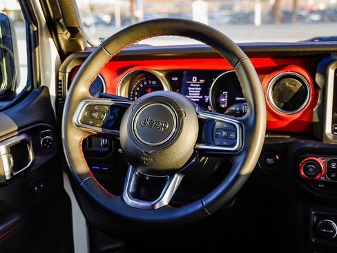 Used 2023 Jeep Wrangler Unlimited Rubicon 4xe image 18