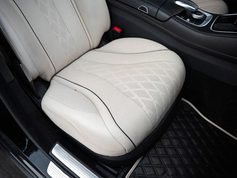 Used 2016 Mercedes-Benz Maybach S 600 image 32