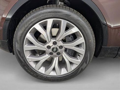 New 2026 Land Rover Discovery Limited Edition AWD/4WD image 23