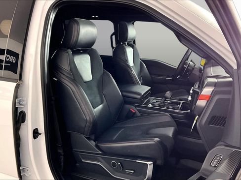 Used 2025 Ford F150 Raptor AWD/4WD image 9