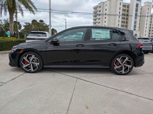 New 2026 Volkswagen GTI SE image 7