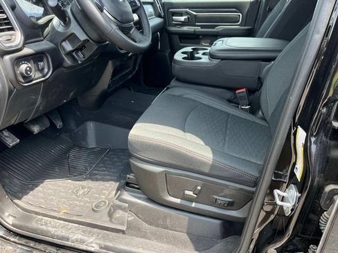 New 2025 RAM 2500 Big Horn AWD/4WD image 8