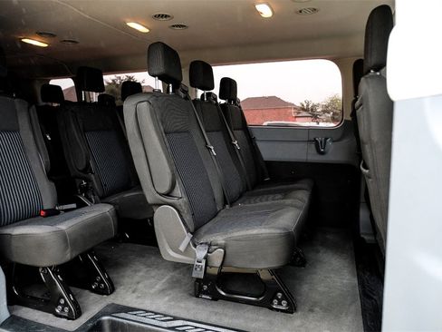 Used 2019 Ford Transit 350 XLT image 36