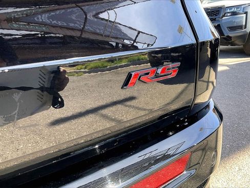 Used 2024 Chevrolet Traverse RS image 8