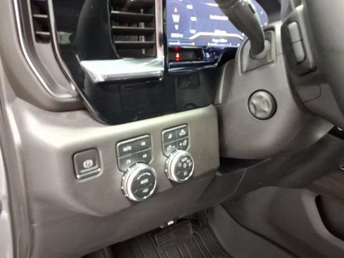 Used 2024 GMC Sierra 1500 SLT w/ SLT Premium Plus Package AWD/4WD image 19