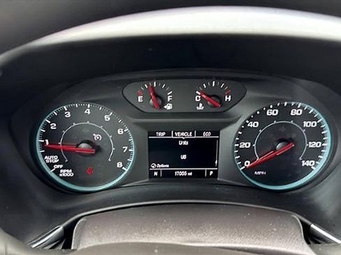 Used 2024 Chevrolet Equinox LS w/ Sport Edition FWD image 12