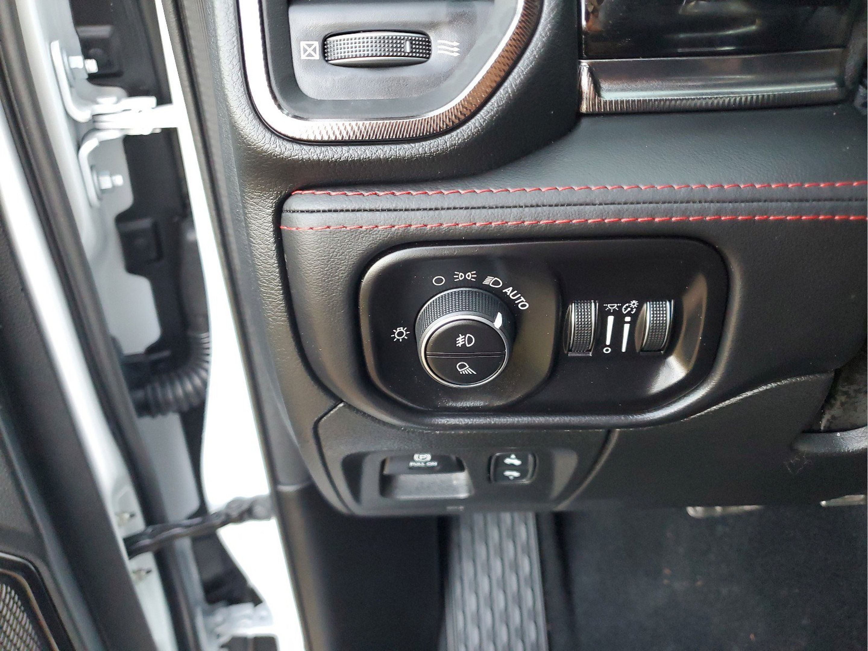 New 2026 RAM 1500 RHO w/ RHO Level 1 Equipment Group AWD/4WD image 29