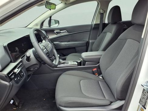 New 2026 Kia Sportage LX FWD image 15
