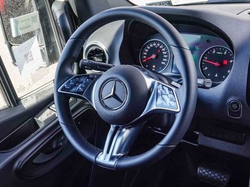 New 2025 Mercedes-Benz Sprinter 2500 image 14