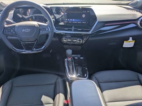 New 2026 Chevrolet Trax RS w/ Sunroof Package image 15