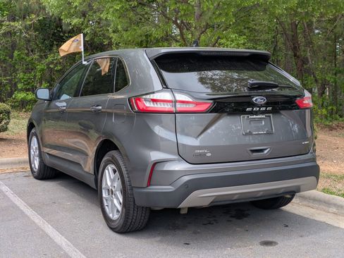 Certified 2023 Ford Edge SEL w/ Convenience Package AWD/4WD image 5
