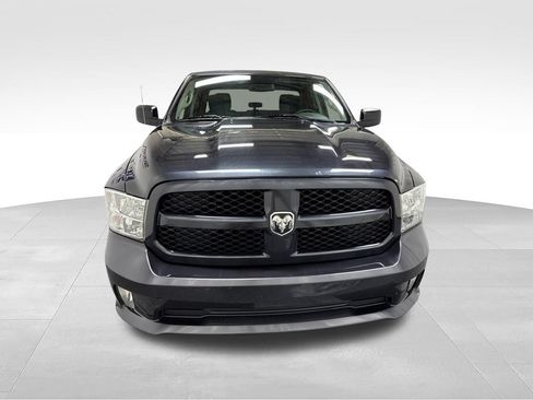 Used 2018 RAM 1500 Express AWD/4WD image 3