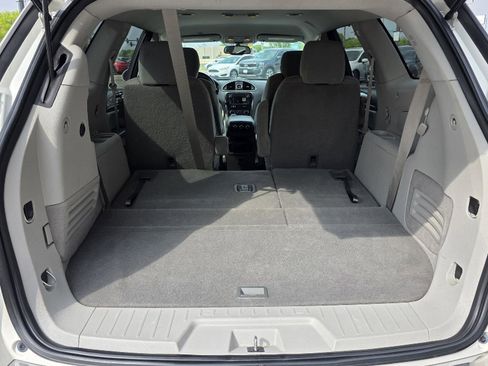 Used 2014 Buick Enclave Convenience FWD image 32