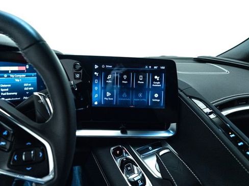 Used 2024 Chevrolet Corvette Stingray Coupe w/ Chrome Exterior Badge Package image 26