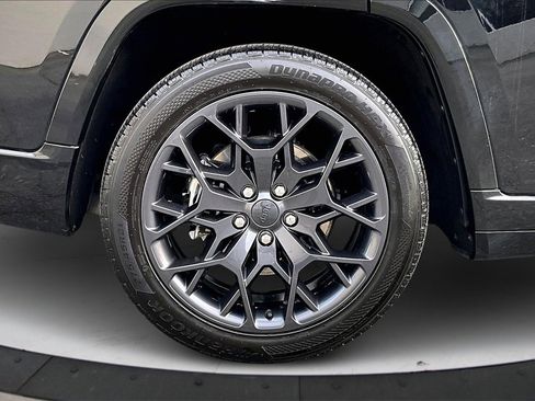 Used 2023 Jeep Grand Cherokee L Summit image 38