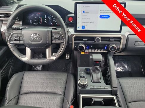 Used 2024 Toyota Tacoma TRD Sport w/ TRD Sport Premium Package AWD/4WD image 4
