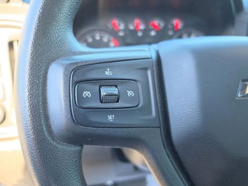 Used 2023 Chevrolet Silverado 2500 Custom w/ Custom Convenience Package AWD/4WD image 17