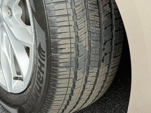 Used 2024 Chevrolet Malibu LT FWD image 10