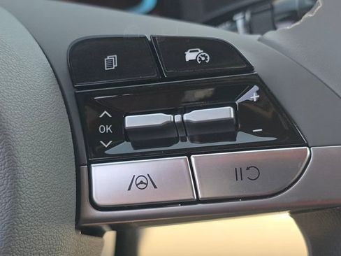 New 2026 Hyundai Elantra Sport image 25