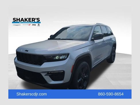 Used 2024 Jeep Grand Cherokee Limited w/ Black Appearance Package AWD/4WD image 1