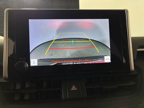 Certified 2025 Toyota RAV4 LE image 21