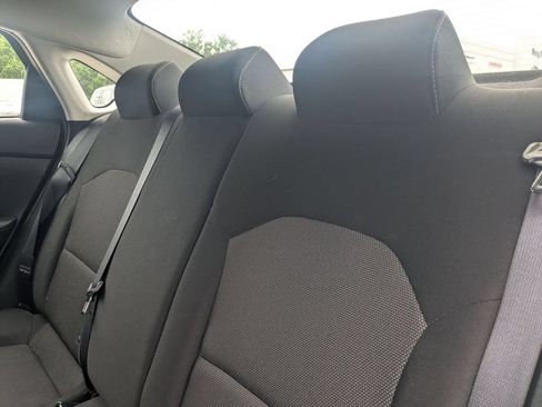 Used 2024 Kia Forte LXS FWD image 27