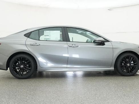 New 2026 Toyota Camry SE FWD image 27