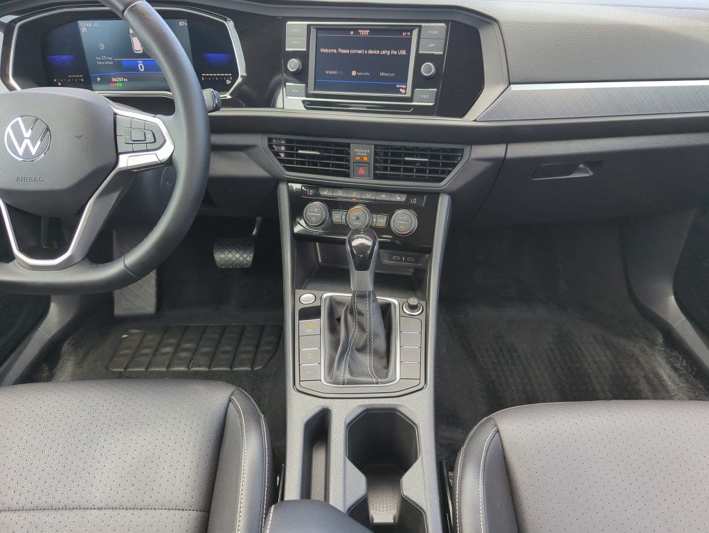 Used 2022 Volkswagen Jetta SE FWD image 26