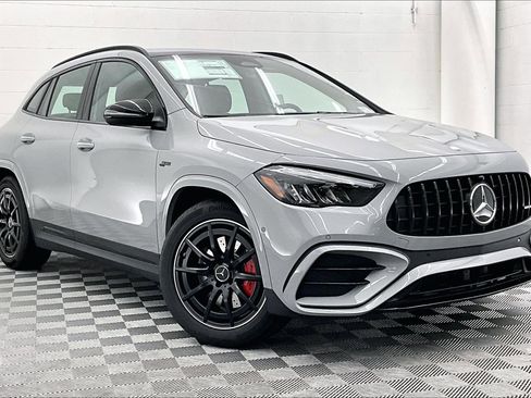 New 2026 Mercedes-Benz GLA 35 AMG 4MATIC image 16