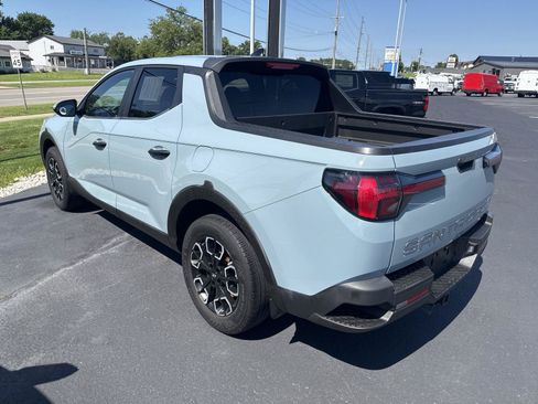 Used 2022 Hyundai Santa Cruz SEL FWD image 2