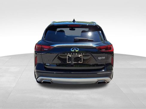 Used 2023 INFINITI QX50 Sensory AWD/4WD image 5