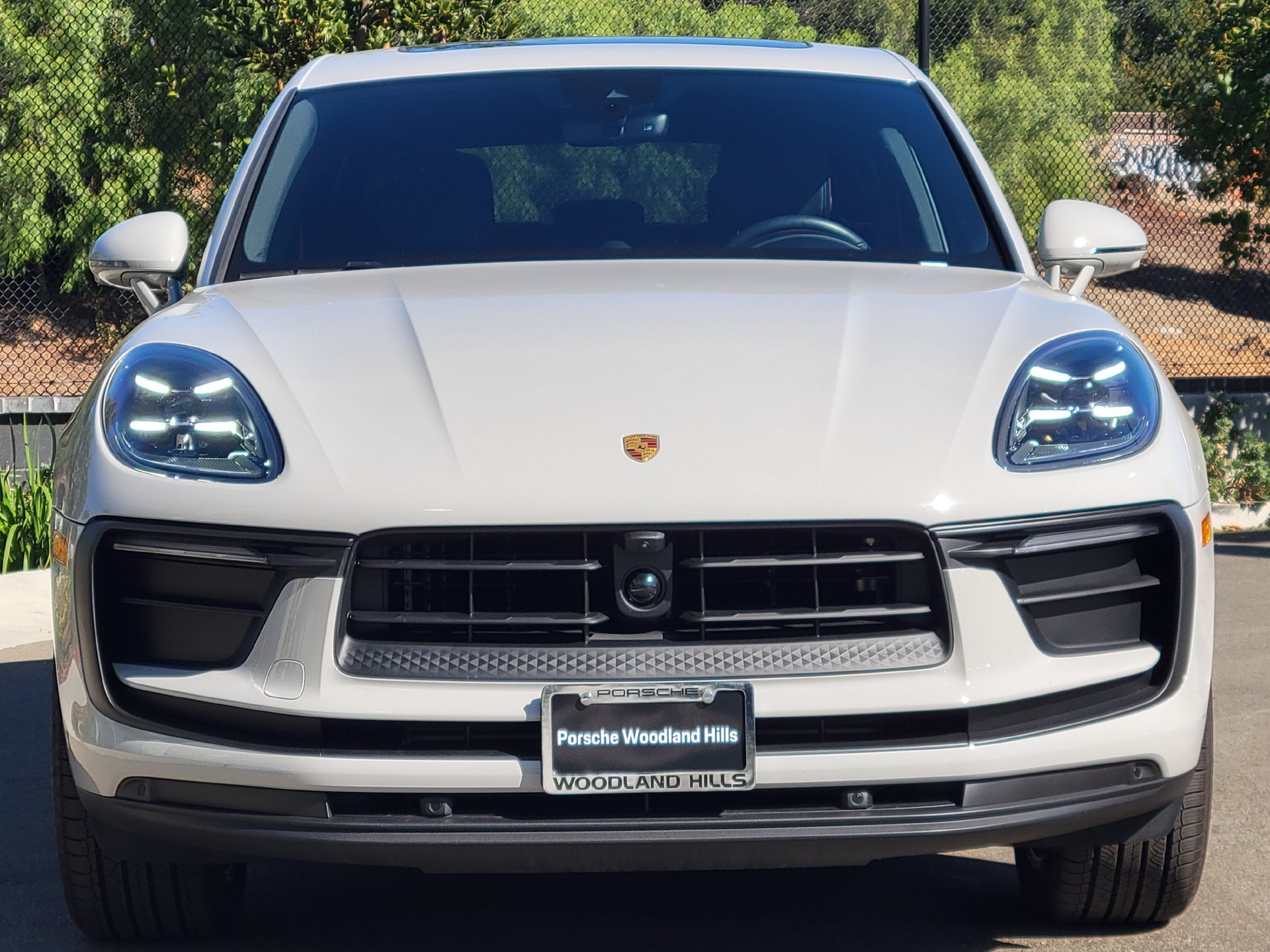 Used 2026 Porsche Macan AWD/4WD image 10