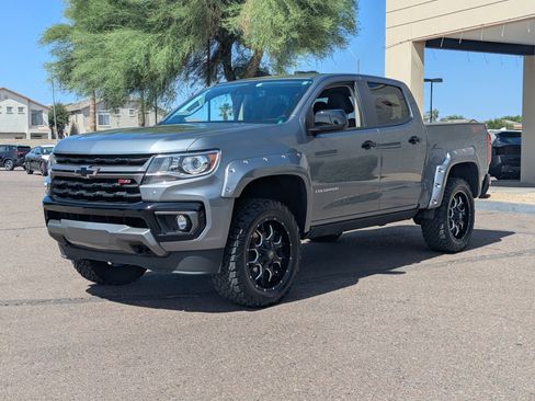 Used 2022 Chevrolet Colorado Z71 w/ Safety Package AWD/4WD image 6