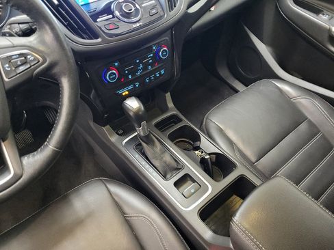 Used 2017 Ford Escape Titanium w/ Equipment Group 301A AWD/4WD image 26