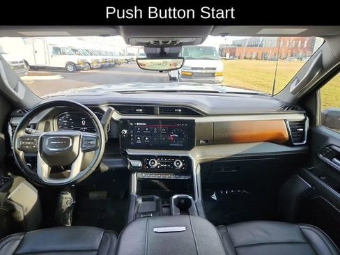 Used 2024 GMC Sierra 2500 Denali w/ Denali Reserve Package image 38