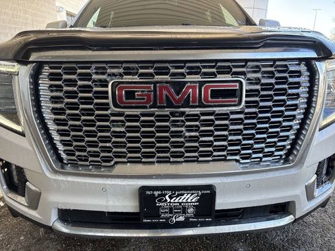 Certified 2022 GMC Yukon XL Denali image 31