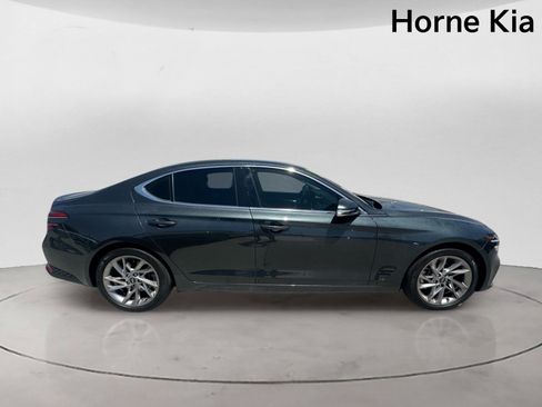 Used 2022 Genesis G70 2.0T AWD/4WD image 3