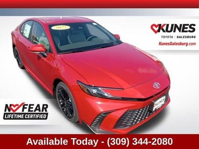 New 2025 Toyota Camry SE