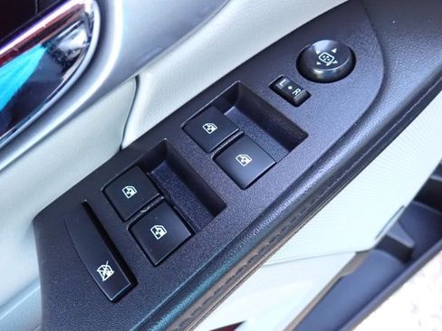 Used 2016 GMC Terrain SLT w/ Open Road Package AWD/4WD image 16