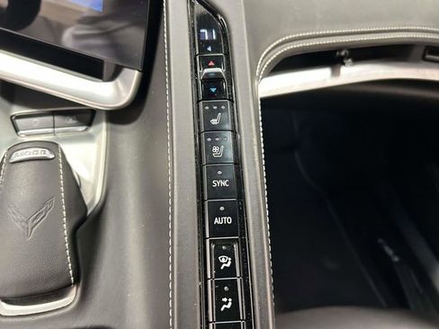 Used 2025 Chevrolet Corvette Stingray image 19