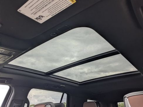 Used 2023 GMC Yukon Denali Ultimate w/ LPO, Floor Liner Package AWD/4WD image 30