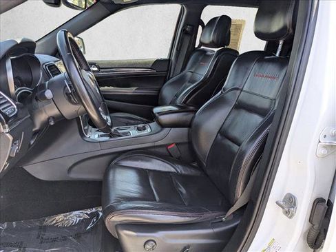 Used 2019 Jeep Grand Cherokee Trailhawk w/ Trailhawk Luxury Group AWD/4WD image 17