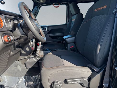 Used 2022 Jeep Gladiator Mojave w/ Cold Weather Group image 6